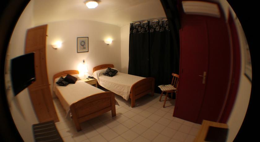 Hotel De La Pomme De Pin Vieux-Boucau-les-Bains Quarto foto