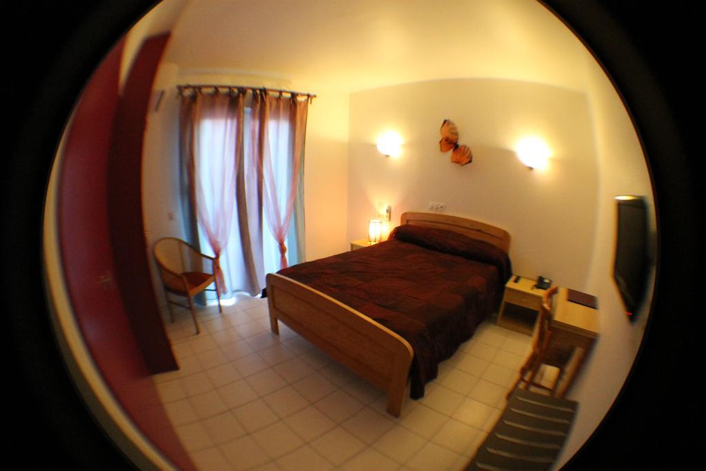 Hotel De La Pomme De Pin Vieux-Boucau-les-Bains Quarto foto